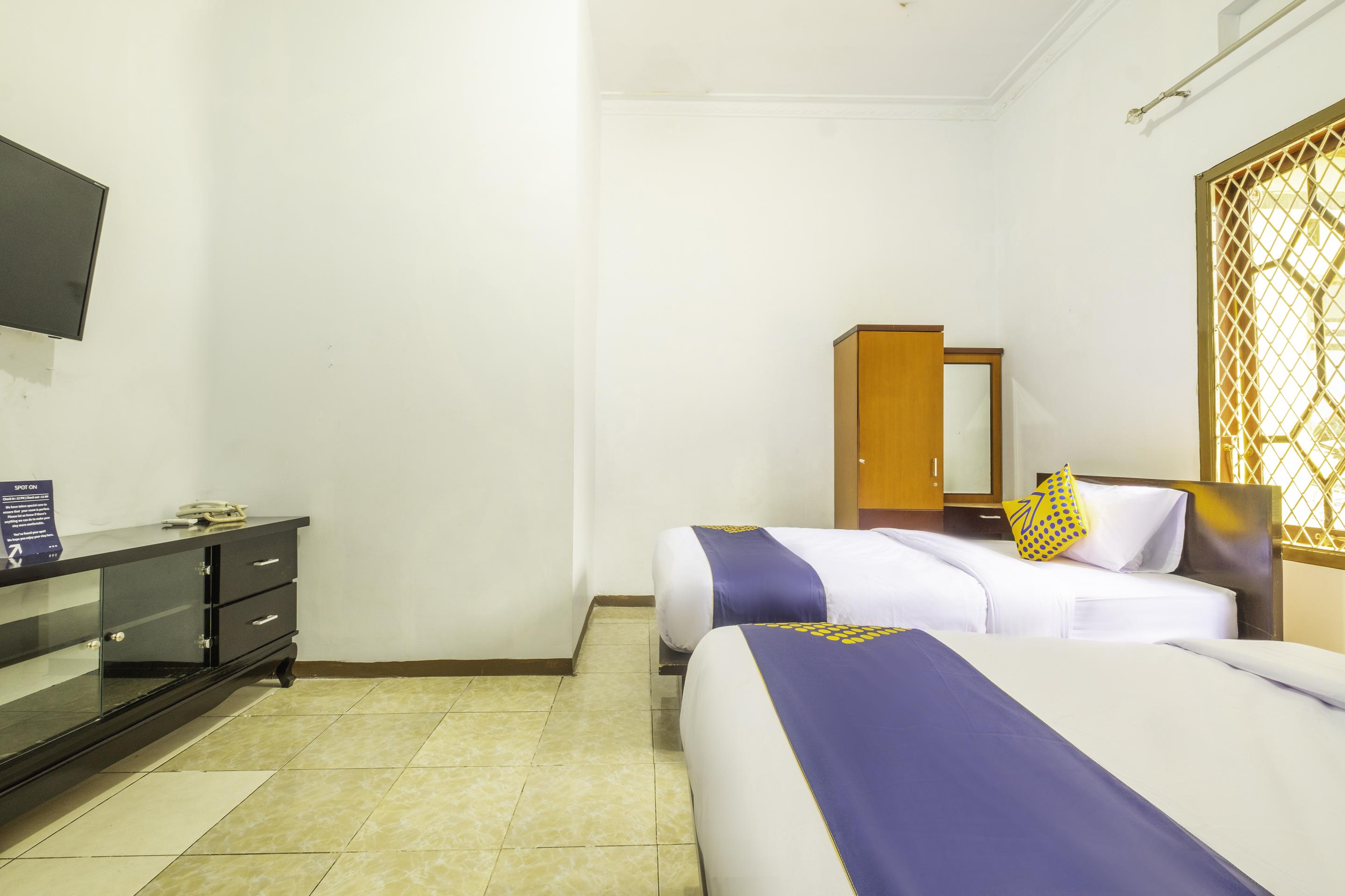 Spot On 2395 Hotel Aden 2 Syariah Tasikmalaya Exterior foto
