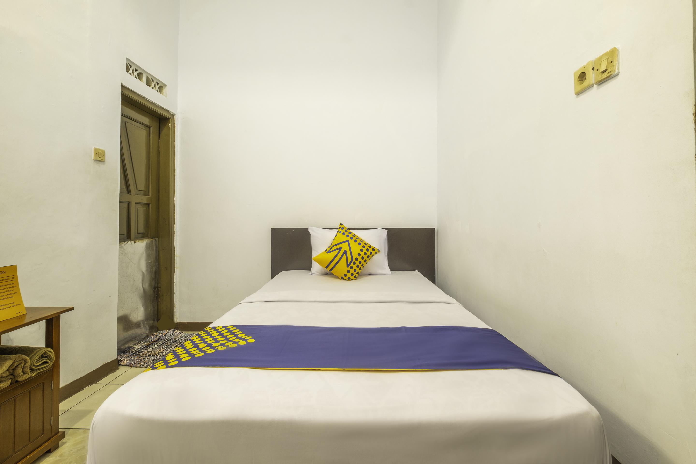 Spot On 2395 Hotel Aden 2 Syariah Tasikmalaya Exterior foto