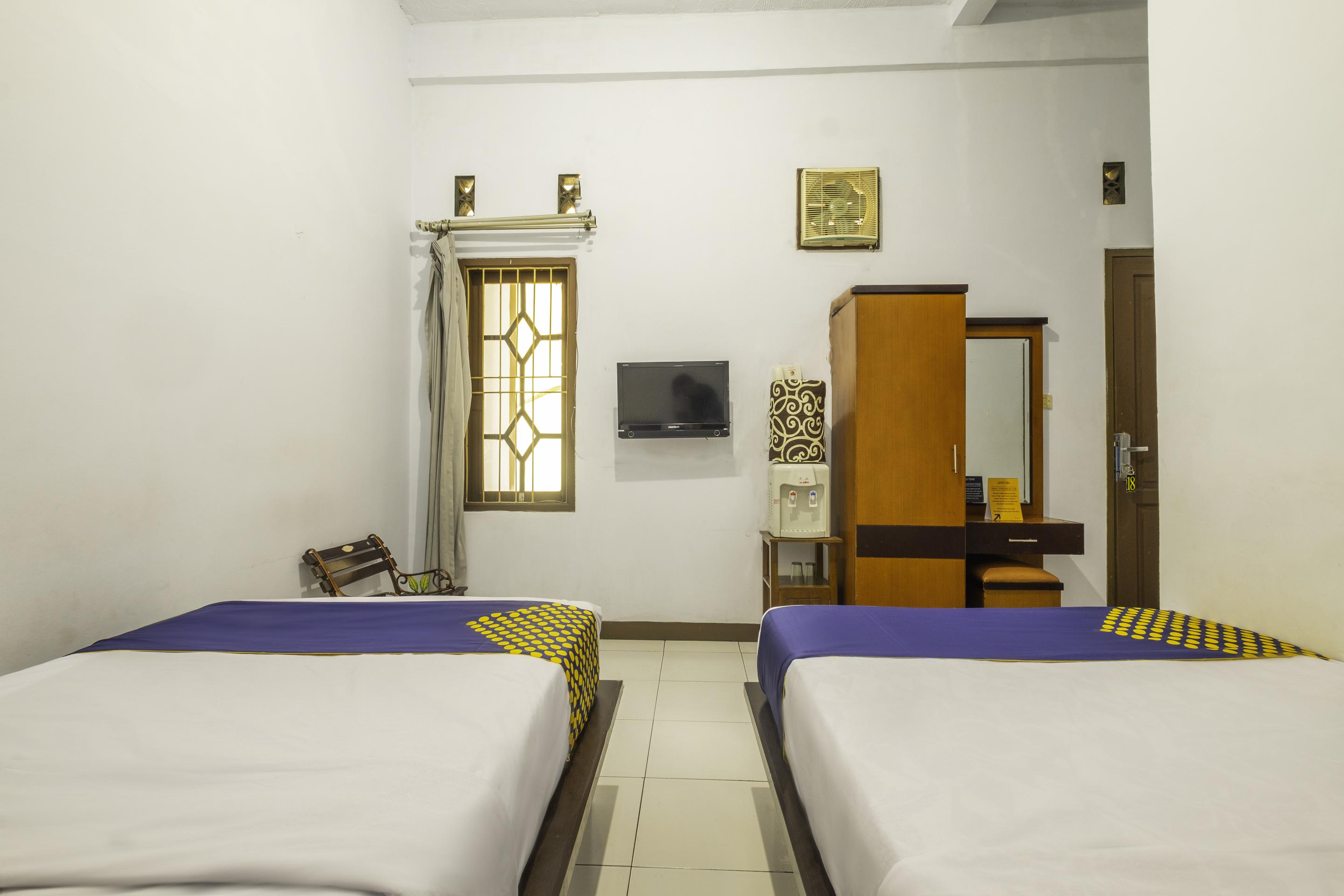 Spot On 2395 Hotel Aden 2 Syariah Tasikmalaya Exterior foto