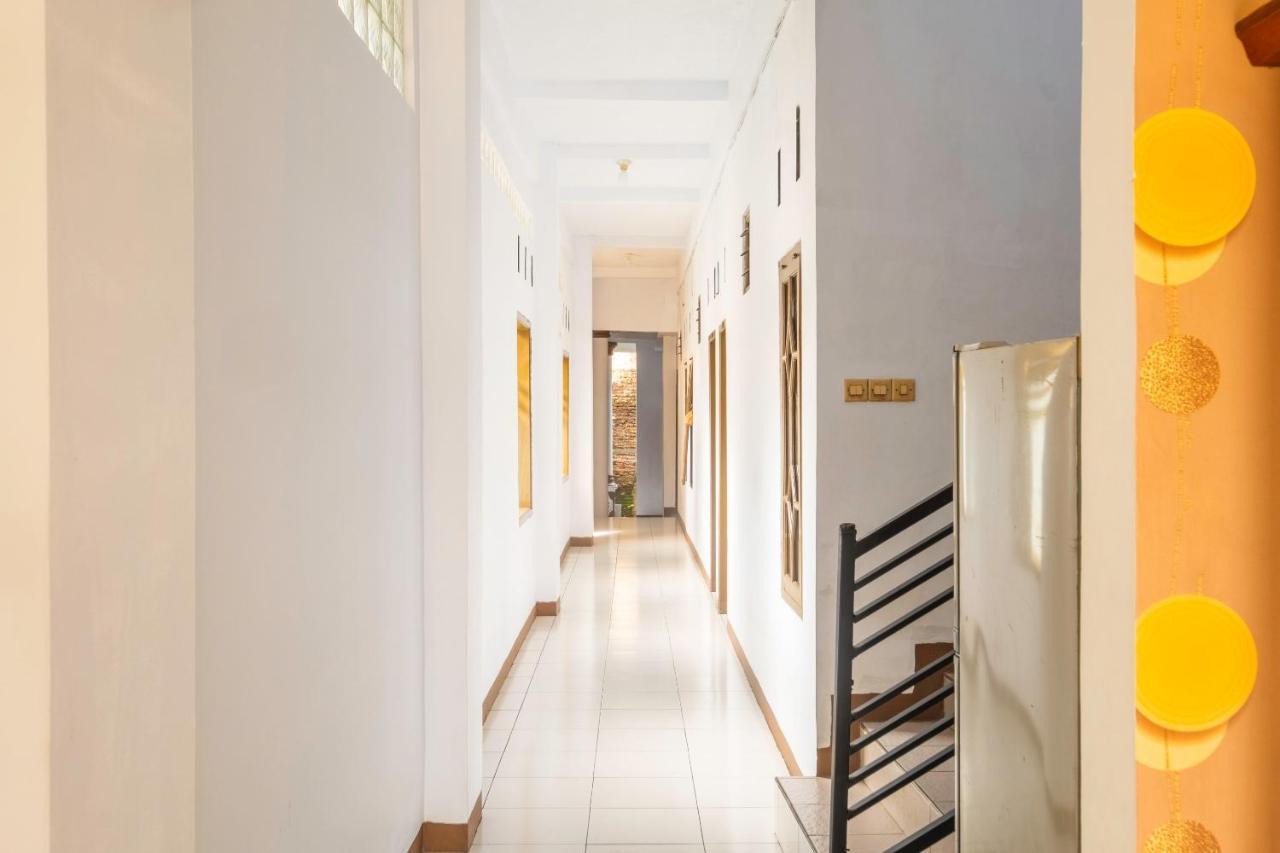 Spot On 2395 Hotel Aden 2 Syariah Tasikmalaya Exterior foto