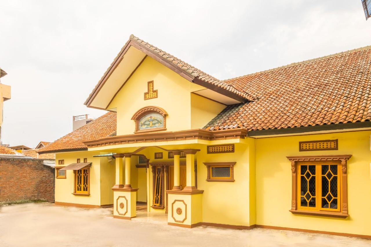 Spot On 2395 Hotel Aden 2 Syariah Tasikmalaya Exterior foto